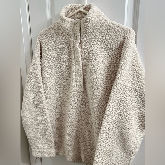 Aerie Women’s White Sherpa Fleece 1/4 Button Up Sweater - Size S - Picture 3 of 8